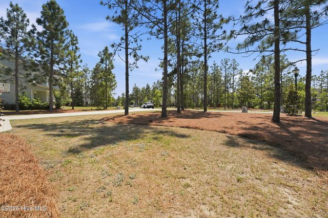 834 Winston Pines Drive, Aberdeen, NC 28315