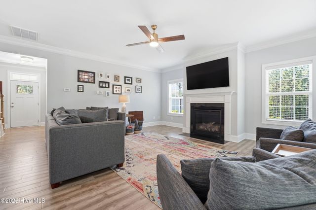 834 Winston Pines Drive, Aberdeen, NC 28315