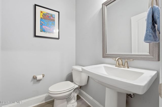 834 Winston Pines Drive, Aberdeen, NC 28315