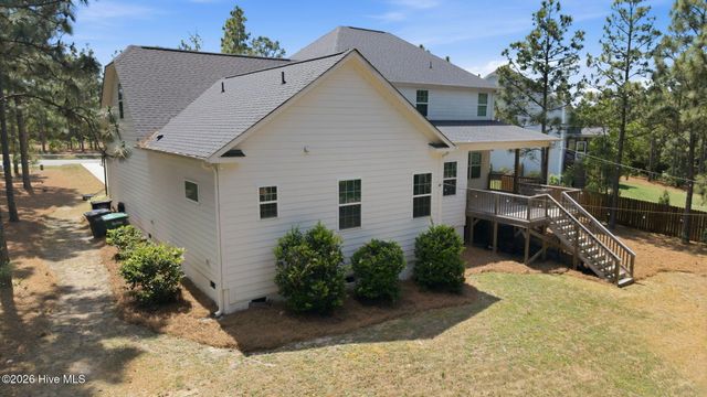 834 Winston Pines Drive, Aberdeen, NC 28315