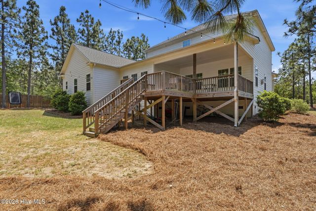 834 Winston Pines Drive, Aberdeen, NC 28315