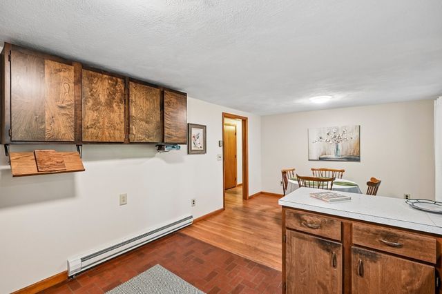 180 Hudson Rd, Stow, MA 01775