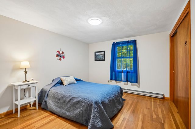 180 Hudson Rd, Stow, MA 01775