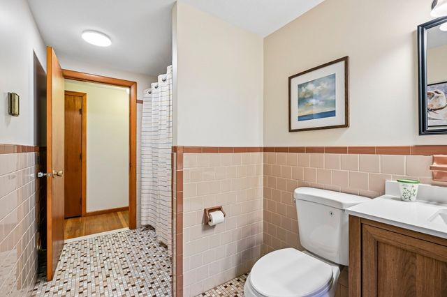 180 Hudson Rd, Stow, MA 01775