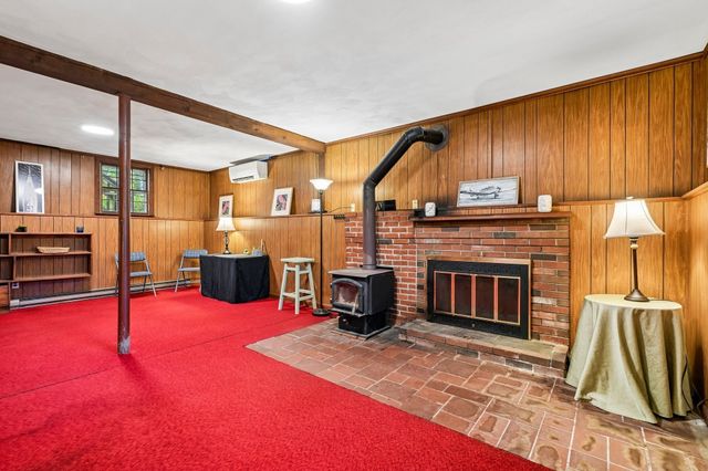 180 Hudson Rd, Stow, MA 01775