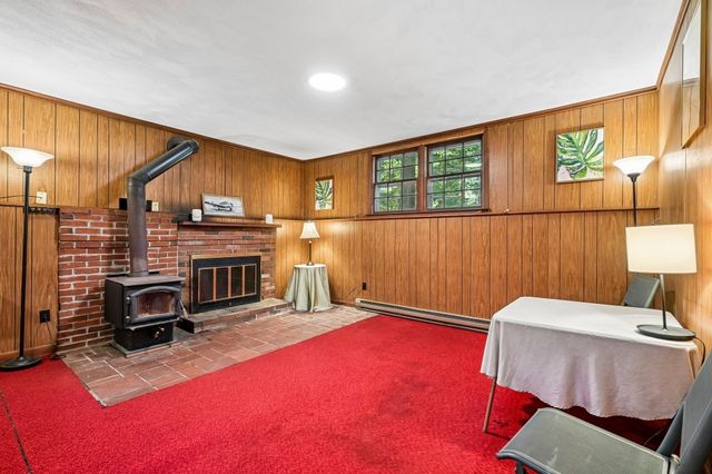 180 Hudson Rd, Stow, MA 01775