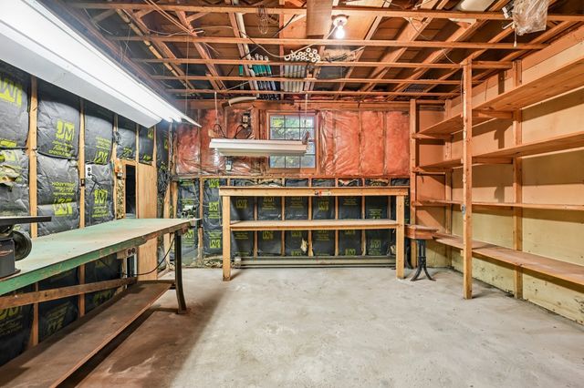 180 Hudson Rd, Stow, MA 01775