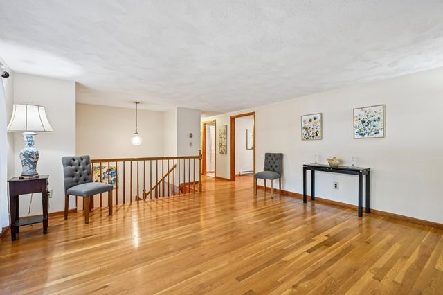 180 Hudson Rd, Stow, MA 01775