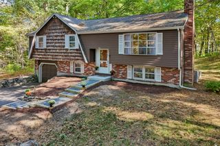 180 Hudson Rd, Stow, MA 01775