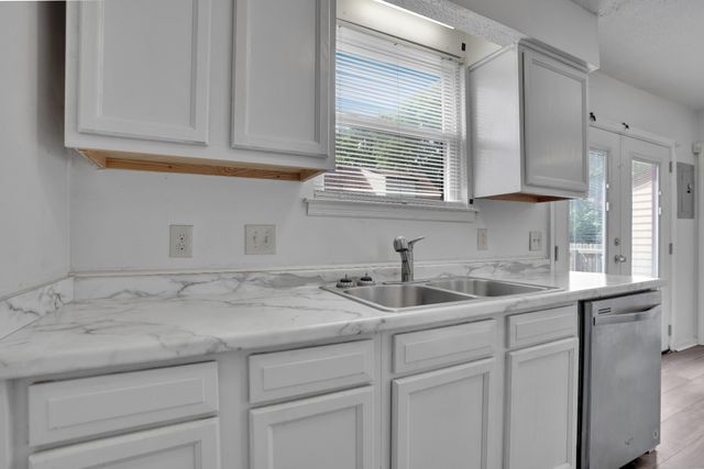 1324 Quail Valley Rd, Nashville, TN 37214
