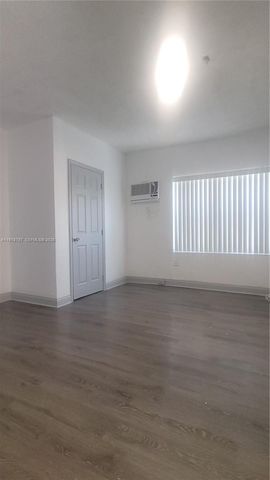 1322 SW 7th St 4, Miami, FL 33135