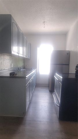 1322 SW 7th St 4, Miami, FL 33135