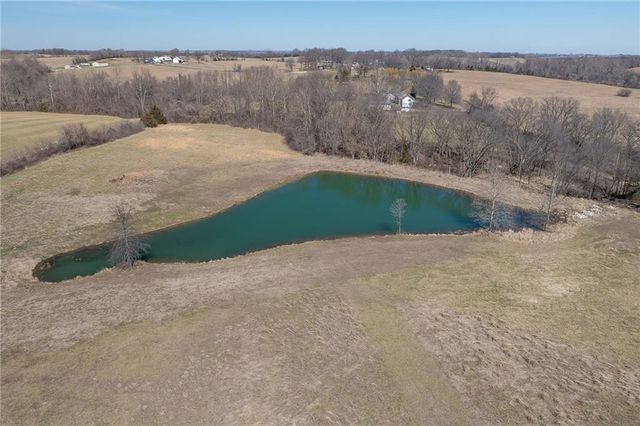 7300 80th Road, St Joseph, MO 64507