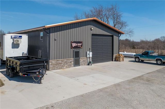 7300 80th Road, St Joseph, MO 64507