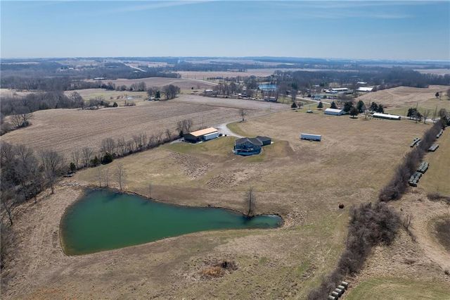 7300 80th Road, St Joseph, MO 64507