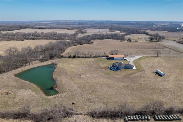 7300 80th Road, St Joseph, MO 64507