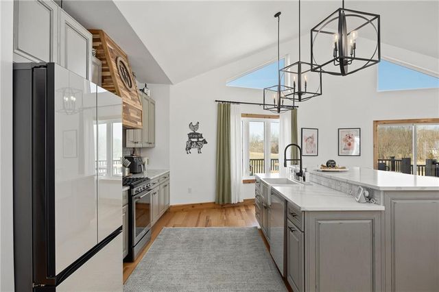 7300 80th Road, St Joseph, MO 64507