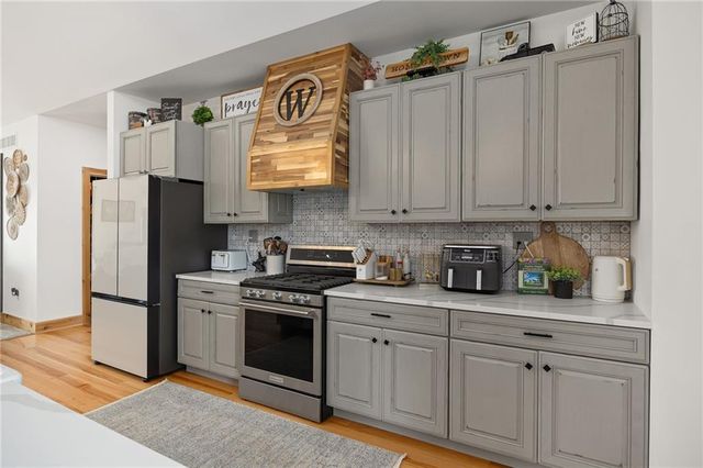 7300 80th Road, St Joseph, MO 64507