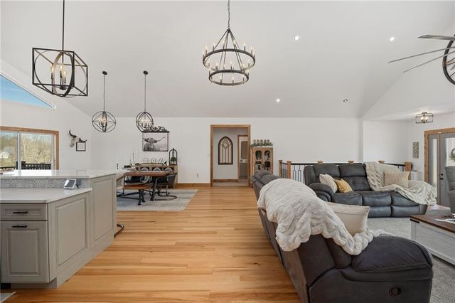 7300 80th Road, St Joseph, MO 64507