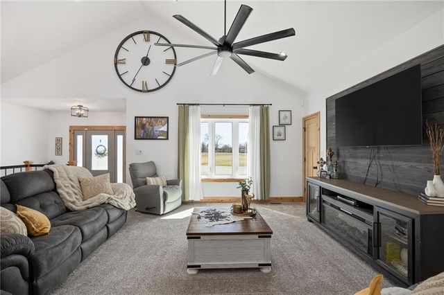 7300 80th Road, St Joseph, MO 64507