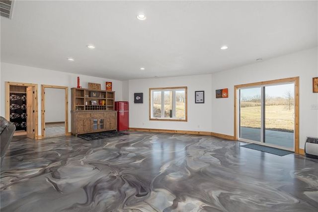 7300 80th Road, St Joseph, MO 64507