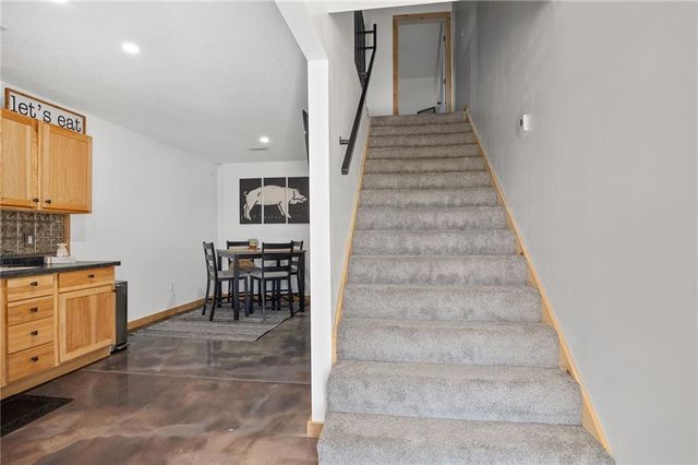 7300 80th Road, St Joseph, MO 64507