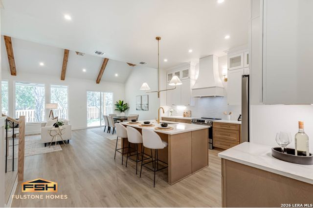 206 Roaring Creek, Boerne, TX 78006