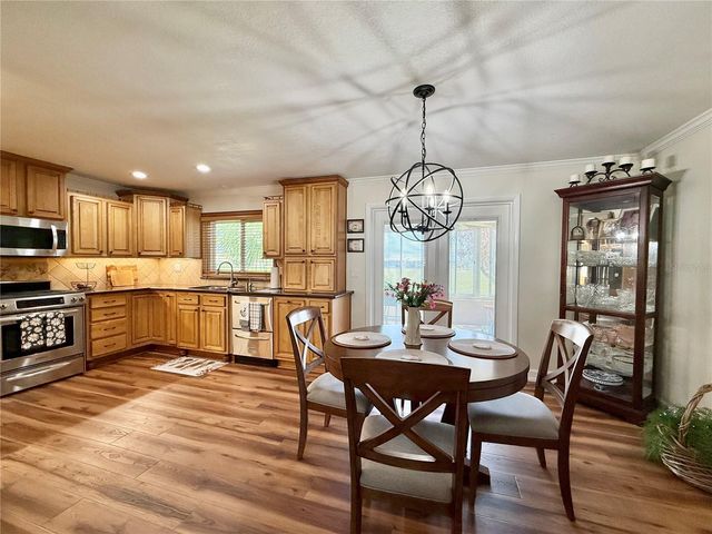 233 GREENSVIEW DRIVE, Avon Park, FL 33825