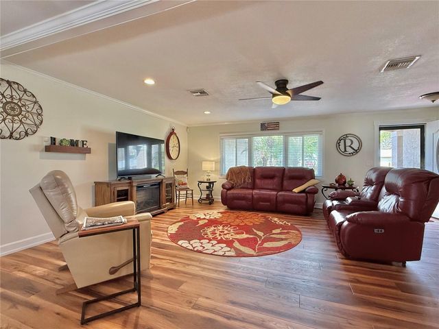 233 GREENSVIEW DRIVE, Avon Park, FL 33825