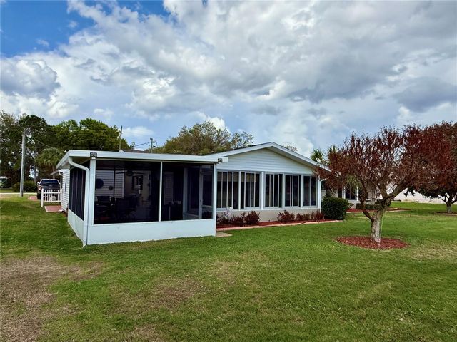 233 GREENSVIEW DRIVE, Avon Park, FL 33825