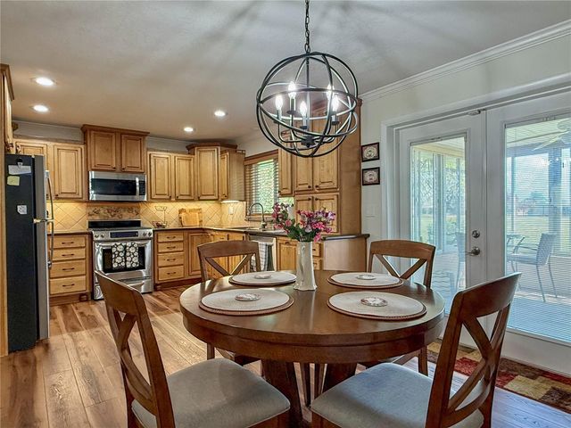 233 GREENSVIEW DRIVE, Avon Park, FL 33825