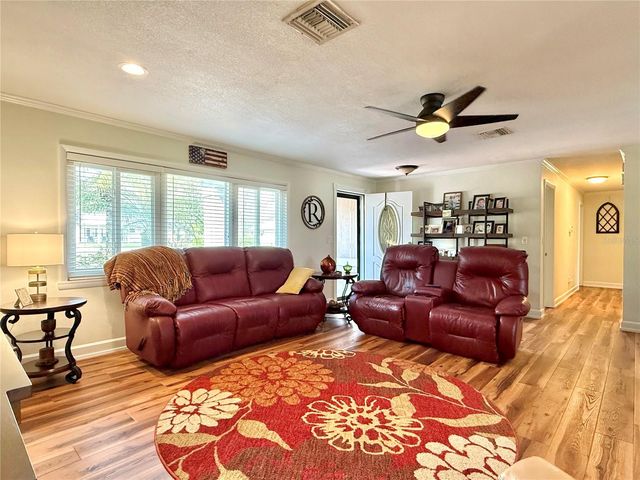 233 GREENSVIEW DRIVE, Avon Park, FL 33825