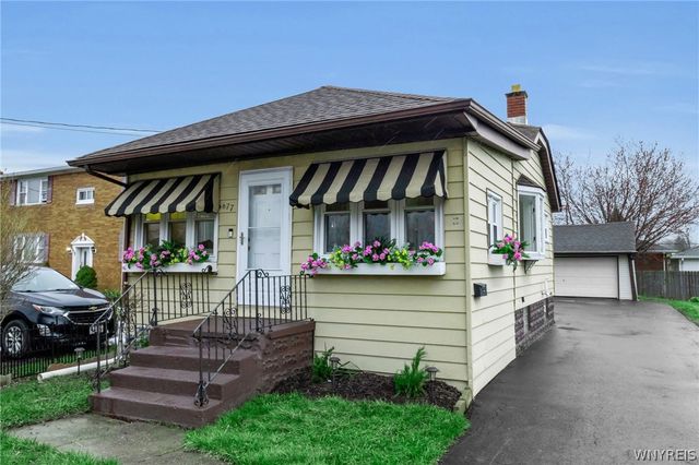 677 Harlem Road, West Seneca, NY 14224