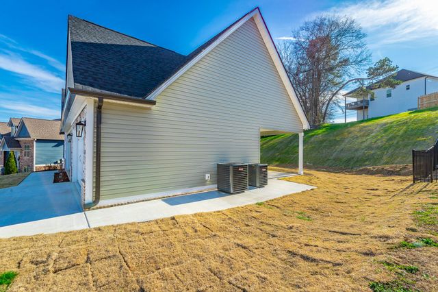 859 Live Oak Road, Ringgold, GA 30736