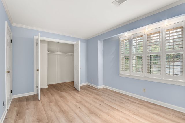 201 Westchase Dr, Nashville, TN 37205