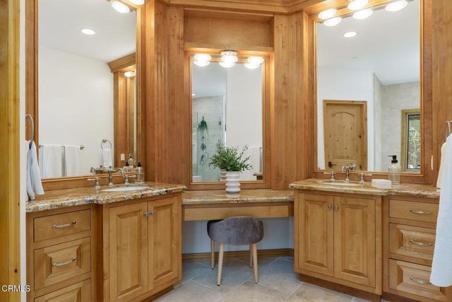 300 N Kalorama Street, Ventura, CA 93001