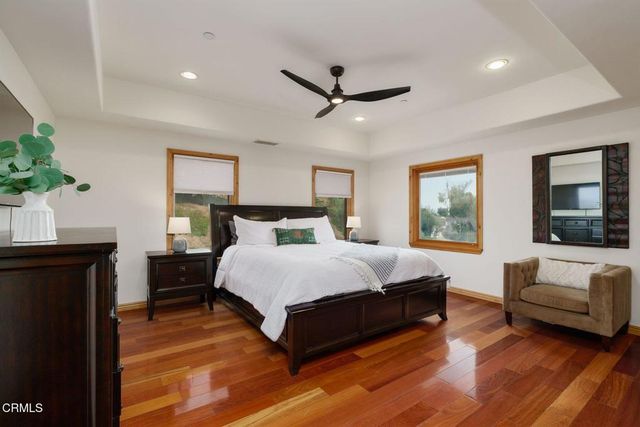 300 N Kalorama Street, Ventura, CA 93001