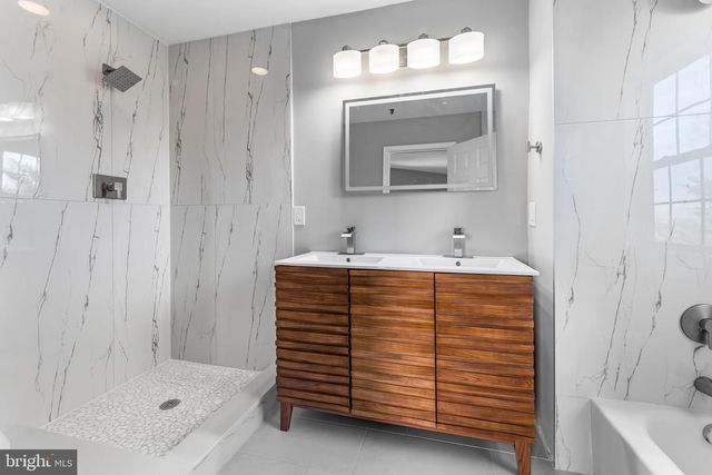 149 58TH ST SE, Washington, DC 20019