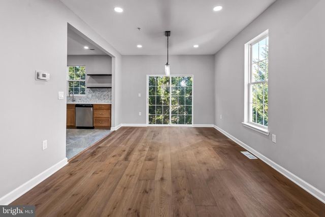 149 58TH ST SE, Washington, DC 20019