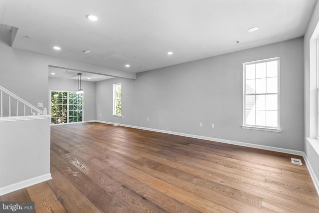 149 58TH ST SE, Washington, DC 20019