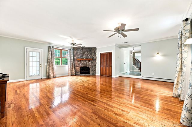 83 Little Collabar Road, Montgomery, NY 12549