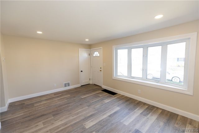 175 Cleveland Drive, Tonawanda, NY 14223