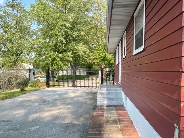 646 N New Hampshire Street, Gary, IN 46403