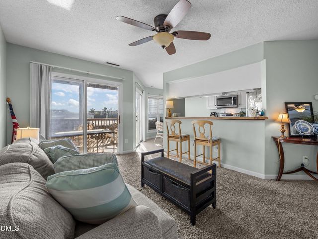 8713 Plantation Drive 402, Emerald Isle, NC 28594