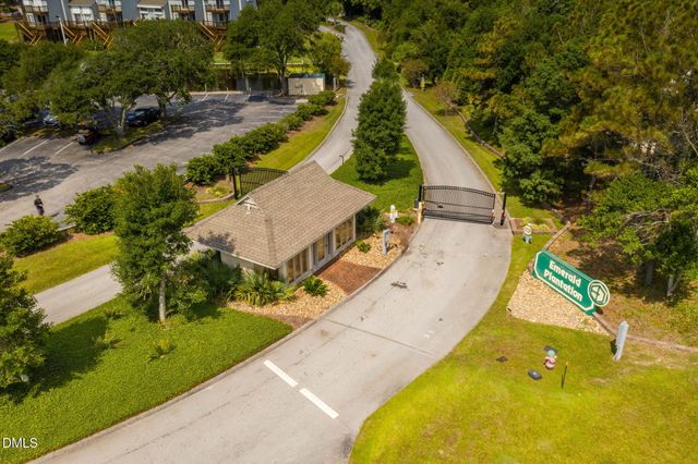 8713 Plantation Drive 402, Emerald Isle, NC 28594