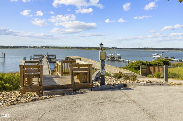 8713 Plantation Drive 402, Emerald Isle, NC 28594