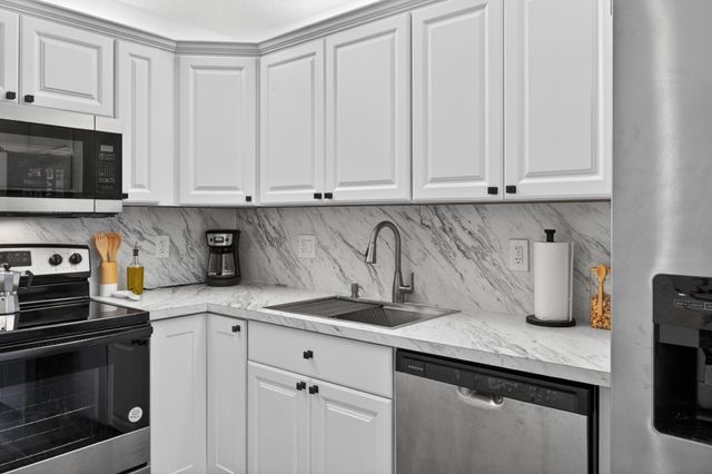 2937 SW 11 Place, Deerfield Beach, FL 33442