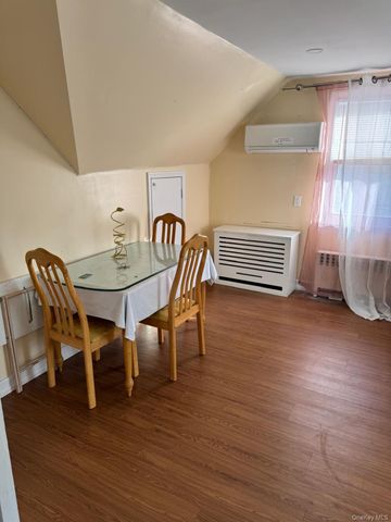 73-49 188th Street 2, Fresh Meadows, NY 11366