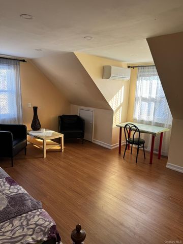 73-49 188th Street 2, Fresh Meadows, NY 11366