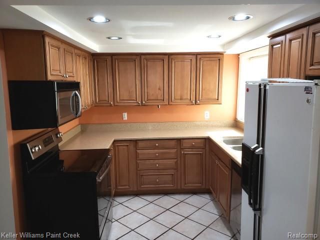 5615 John R Road, Troy, MI 48085